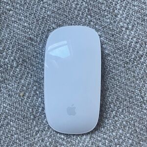 Apple Magic Mouse in White